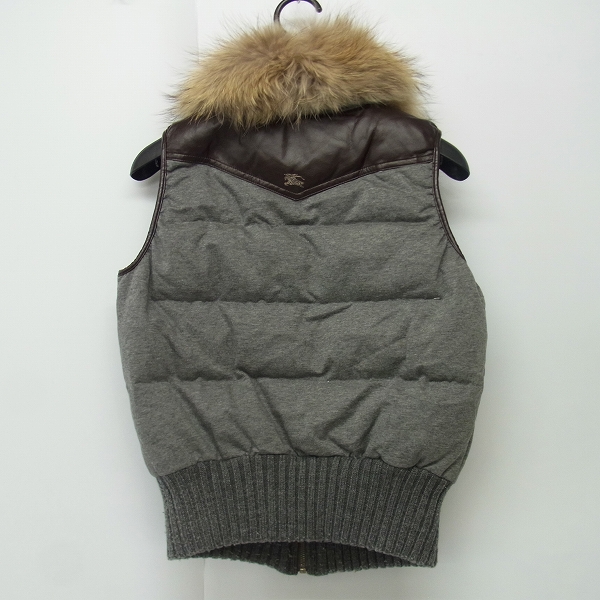 実際に弊社で買取させて頂いたBURBERRY BLUE LABEL/バーバリーブルーレーベル ファー付ダウンベスト 38の画像 1枚目
