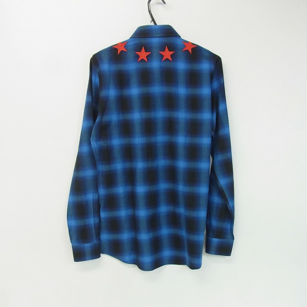 実際に弊社で買取させて頂いたGIVENCHY/ジバンシー 17AW スターパッチ チェックシャツ 17F 6010 335 410/38の画像 1枚目
