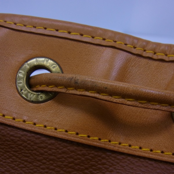 実際に弊社で買取させて頂いたHUNTING WORLD/ハンティングワールド 巾着 ワンショルダーバッグの画像 6枚目