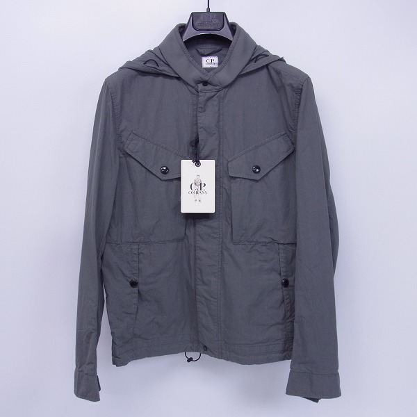 実際に弊社で買取させて頂いた【未使用】C.P.COMPANY/シーピーカンパニー ゴーグル ジャケット 16SCPUC04023/48
