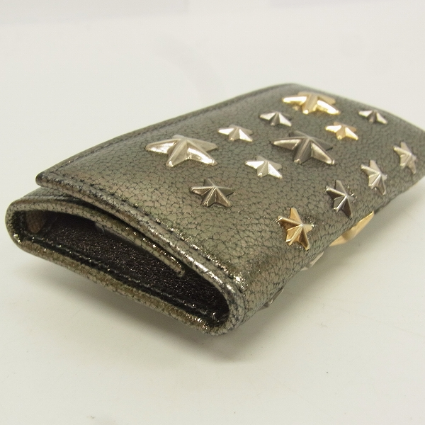 実際に弊社で買取させて頂いたJIMMY CHOO/ジミーチュウ スタッズ 6連キーケースの画像 2枚目