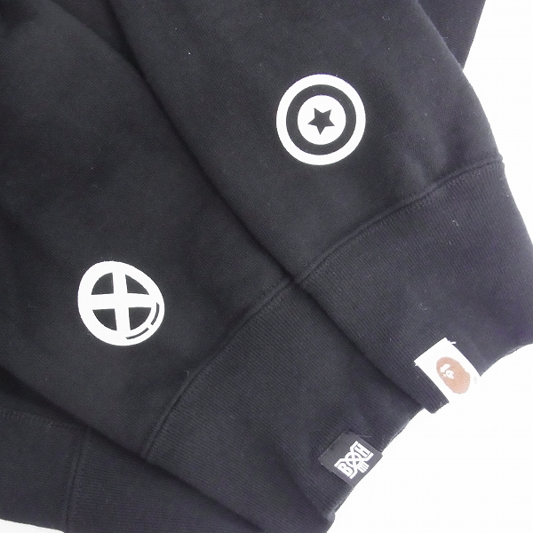 実際に弊社で買取させて頂いたA BATHING APE/アベイシングエイプ BOUNTY HUNTER GLOW IN THE DARK 蓄光 シャーク パーカー/Mの画像 4枚目