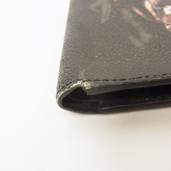 実際に弊社で買取させて頂いたGIVENCHY/ジバンシー Rottweiler/ロットワイラー  Bi-Fold/2つ折り 財布 カードケース/札入れの画像 6枚目