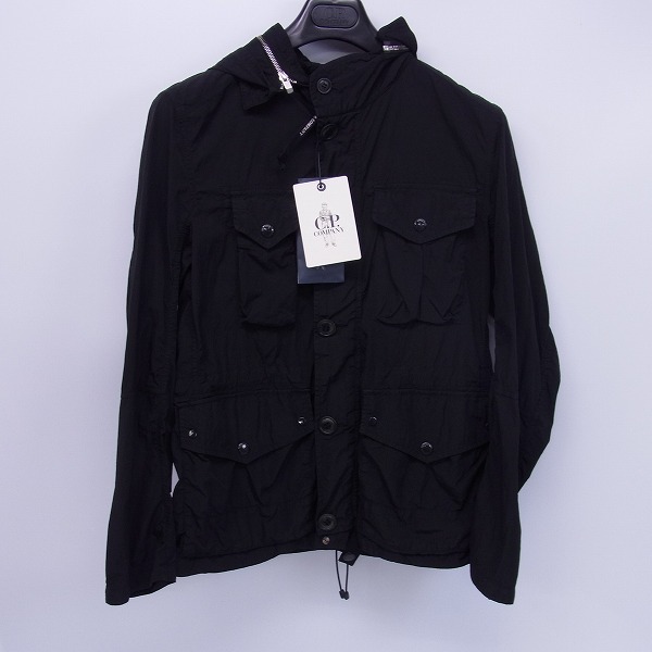 実際に弊社で買取させて頂いた【未使用】C.P.COMPANY/シーピーカンパニー ナイロン ゴーグル ジャケット 16SCPUB04027/48