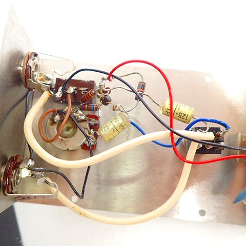 実際に弊社で買取させて頂いた【ジャンク】Electro-Harmonix/エレクトロハーモニックス LPB-2 POWER BOOSTER エフェクターの画像 9枚目