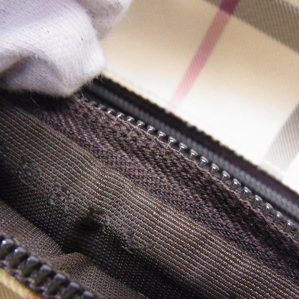 実際に弊社で買取させて頂いたBurberry LONDON/バーバリーロンドン ハンドバッグ  タータンチェック柄 PVCの画像 6枚目