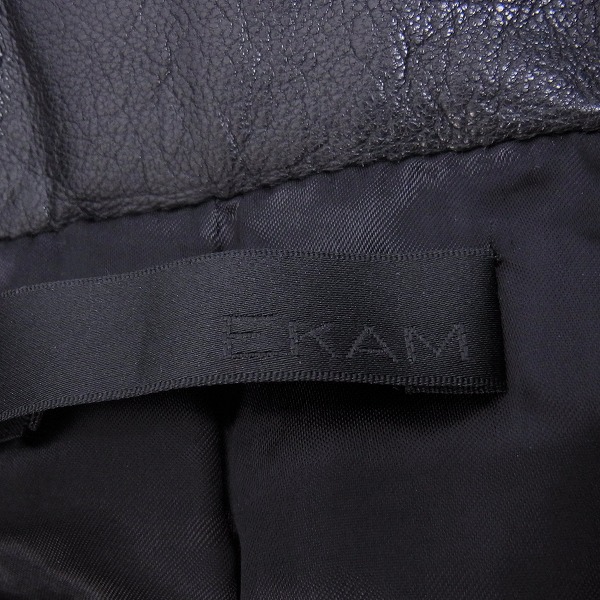 実際に弊社で買取させて頂いたEKAM/エカム 変形ラムレザーダブルジップジャケット ブラック/Sの画像 2枚目