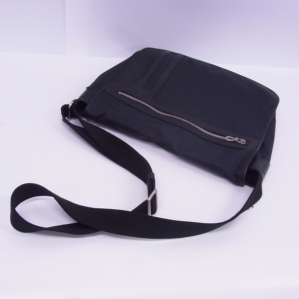 実際に弊社で買取させて頂いたBALLY/バリー ナイロン×レザー ショルダー バッグの画像 2枚目