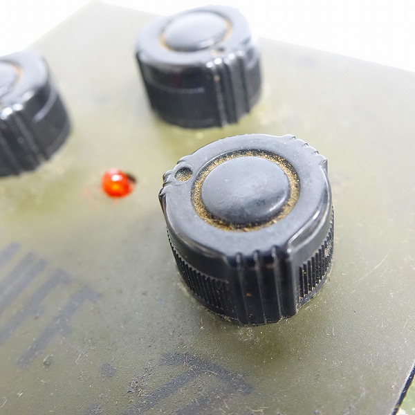 実際に弊社で買取させて頂いた【動作確認済】Electro-Harmonix/エレクトロハーモニクス SOVTEK BIG MUFF π ロシア製 トーンフォント エフェクターの画像 9枚目