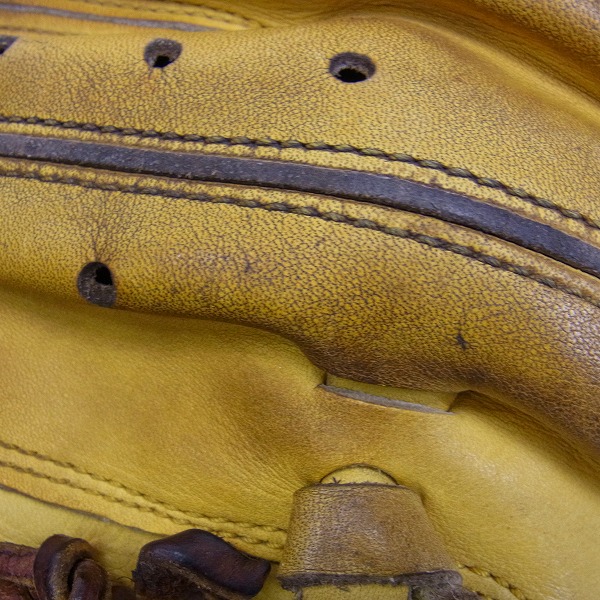 実際に弊社で買取させて頂いたHI-GOLD/ハイゴールド 硬式キャッチャーミット 捕手用 SCM-135の画像 7枚目