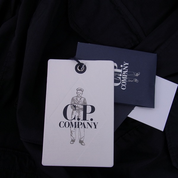 実際に弊社で買取させて頂いた【未使用】C.P.COMPANY/シーピーカンパニー ナイロン ゴーグル ジャケット 02CMOW103A/50の画像 7枚目