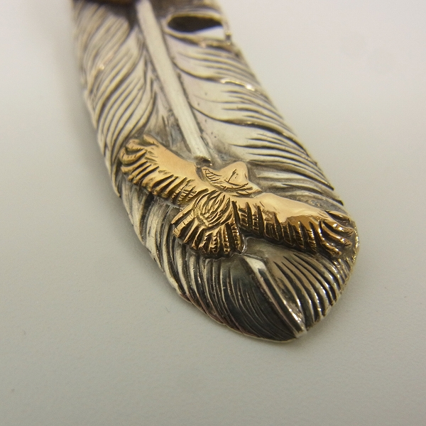 実際に弊社で買取させて頂いたARIZONA FREEDOM/アリゾナフリーダム K18イーグル付き 60mm ハートフェザー ペンダント/右向きの画像 4枚目