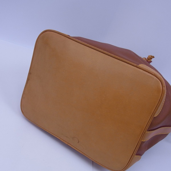 実際に弊社で買取させて頂いたHUNTING WORLD/ハンティングワールド 巾着 ワンショルダーバッグの画像 2枚目