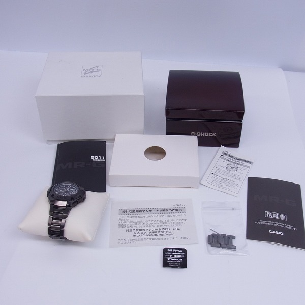 実際に弊社で買取させて頂いたG-SHOCK/Gショック MR-G クロノグラフ 電波ソーラー チタン MRG-8000B-1AJFの画像 5枚目