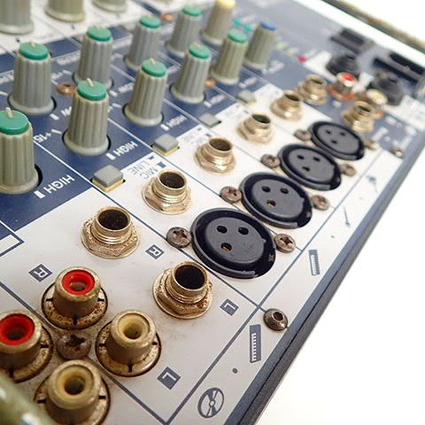 動作未確認】 YAMAHA stagepas 300 パワードミキサー
