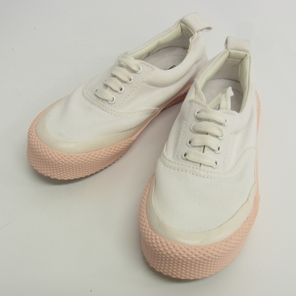 実際に弊社で買取させて頂いたCELINE/セリーヌ レースアップスニーカー ホワイト×ピンク 323982/37