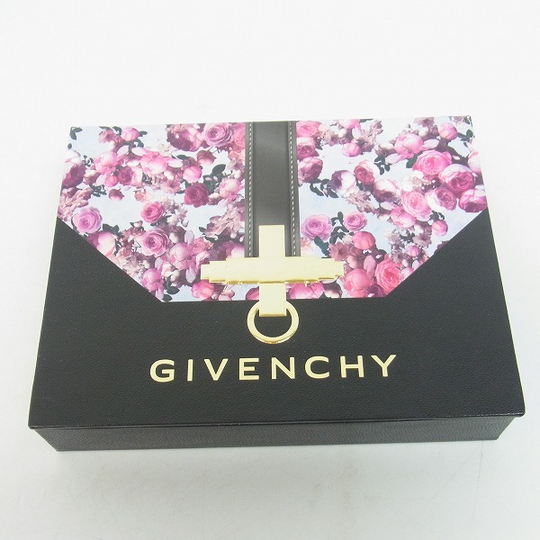 実際に弊社で買取させて頂いたGIVENCHY/ジバンシー メイクアップ クラッチの画像 4枚目