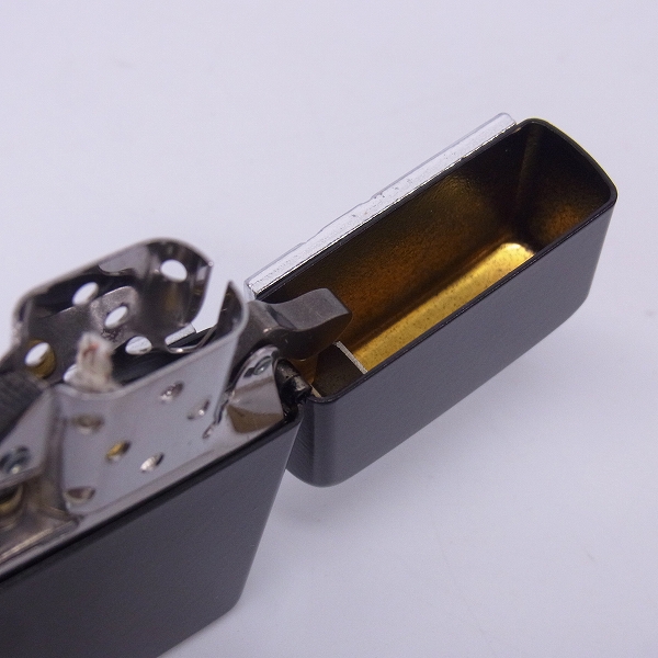 実際に弊社で買取させて頂いたZIPPO/ジッポー snap-on/スナップオン プレート貼り ブラック 2008年製の画像 4枚目