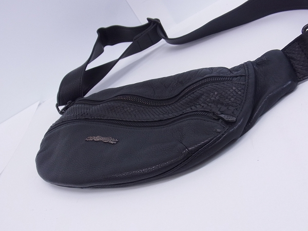 実際に弊社で買取させて頂いたDEAL DESIGN/ディールデザイン リップショルダーバッグ/レザーの画像 2枚目