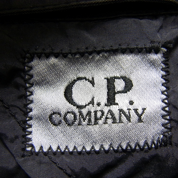実際に弊社で買取させて頂いたC.P.COMPANY/シーピーカンパニー ジップ ジャケット 4818A607/2535/52の画像 2枚目