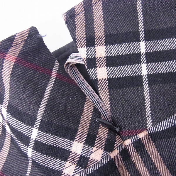 実際に弊社で買取させて頂いたBURBERRY BLUE LABEL/バーバリーブルーレーベル 三陽商会 ウール スカート/36の画像 4枚目