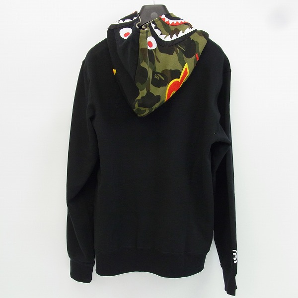 A BATHING APE アベイシングエイプ - 1ST CAMO SEPARATE SHARK