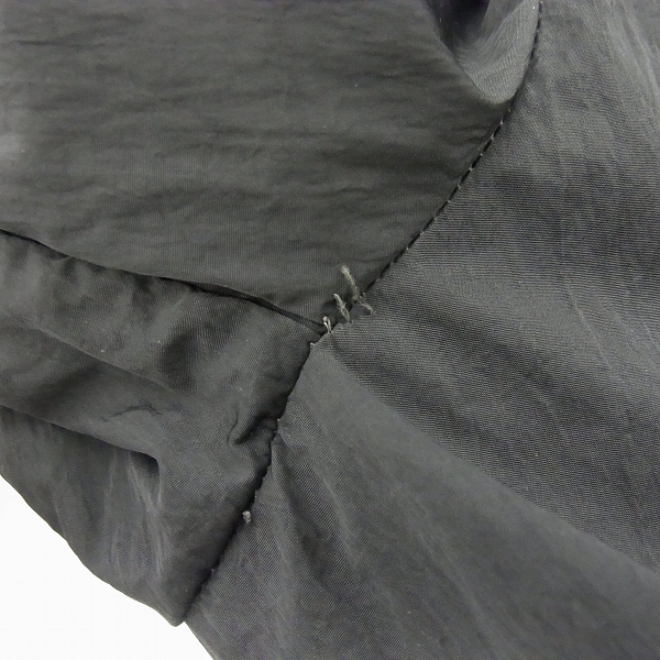 実際に弊社で買取させて頂いたC.P.COMPANY/シーピーカンパニー ナイロン ジャケット 11WM25005 A01/50の画像 7枚目