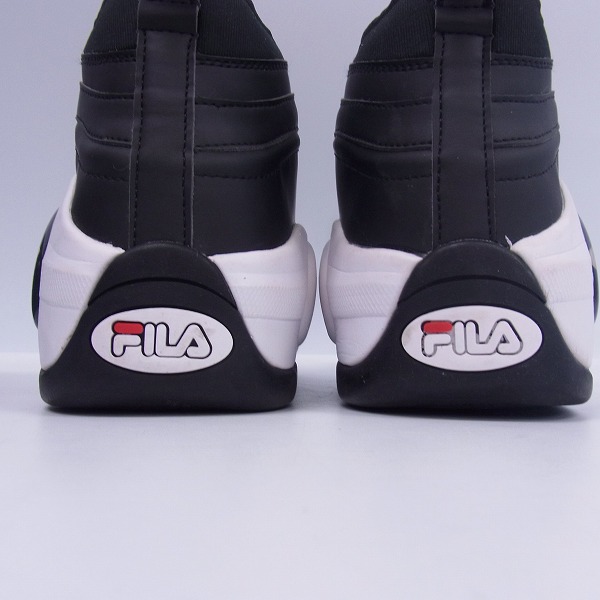実際に弊社で買取させて頂いたFILA/フィラ バブルズ ジップ スニーカー F0174/27.5の画像 1枚目