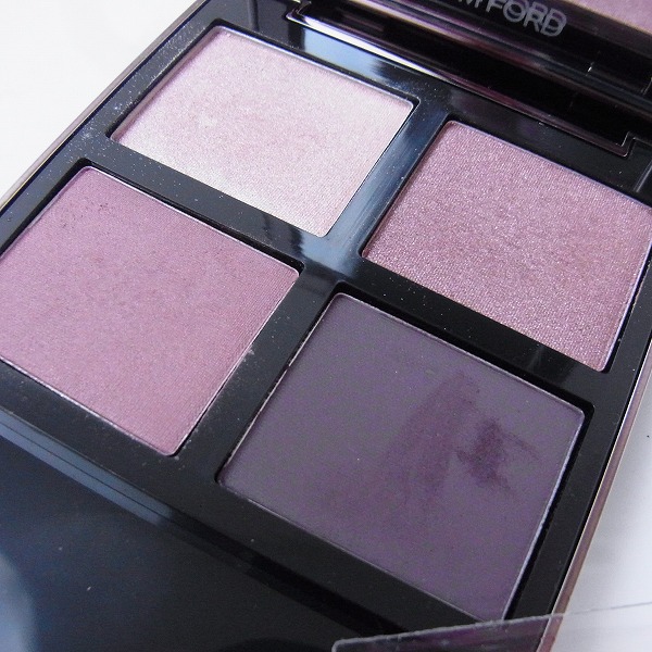 実際に弊社で買取させて頂いたTOM FORD/トムフォード アイカラー クォード 13 オーキッドヘイズ アイシャドウの画像 5枚目