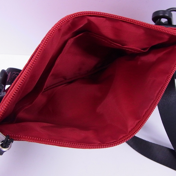 実際に弊社で買取させて頂いたFILA/フィラ ミニポーチ/ショルダーバッグ ブラック×レッドの画像 3枚目