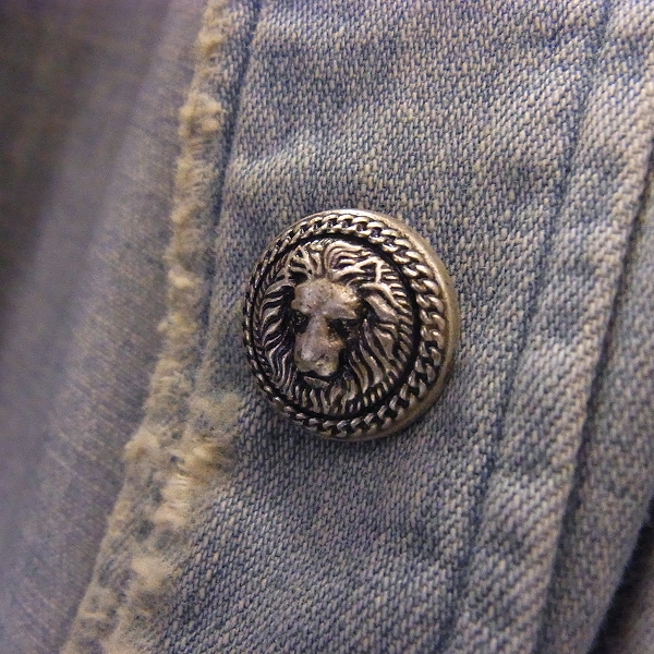 実際に弊社で買取させて頂いたBALMAIN/バルマン 18SS エンブレムボタン クラッシュ加工 デニムシャツ s8h1044t239p/37の画像 8枚目