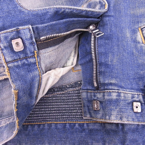 実際に弊社で買取させて頂いたBALMAIN/バルマン 16AW クラッシュダメージ バイカーデニムパンツ/P0HT551C710V/27の画像 3枚目
