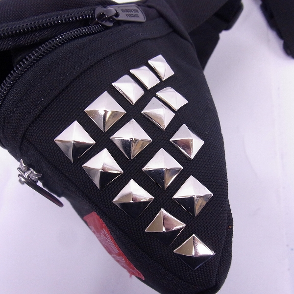 実際に弊社で買取させて頂いたManhattan Portage/マンハッタンポーテージ PYRAMID STUDS/スタッズボディバッグ/ウエストバッグ の画像 4枚目