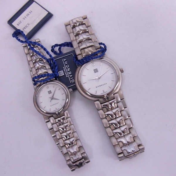 実際に弊社で買取させて頂いたGIVENCHY/ジバンシー 白文字盤 ステンレス シルバー ペアウォッチ 腕時計の画像 1枚目