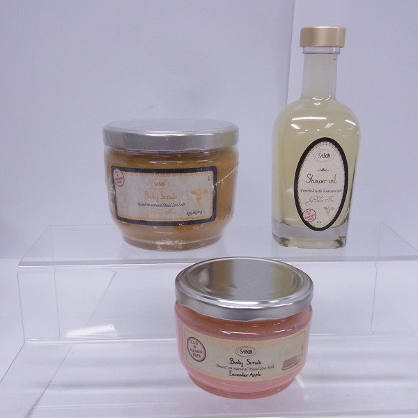 実際に弊社で買取させて頂いた【未使用】SABON/サボン バタースクラブ/ボディスクラブL ゴールデンアイリス S ラベンダーアップル等 5点セットの画像 1枚目