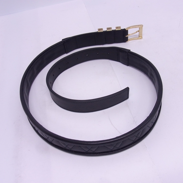 実際に弊社で買取させて頂いたBALMAIN/バルマン キルティング レザーベルト 71.A102.P037/80の画像 2枚目