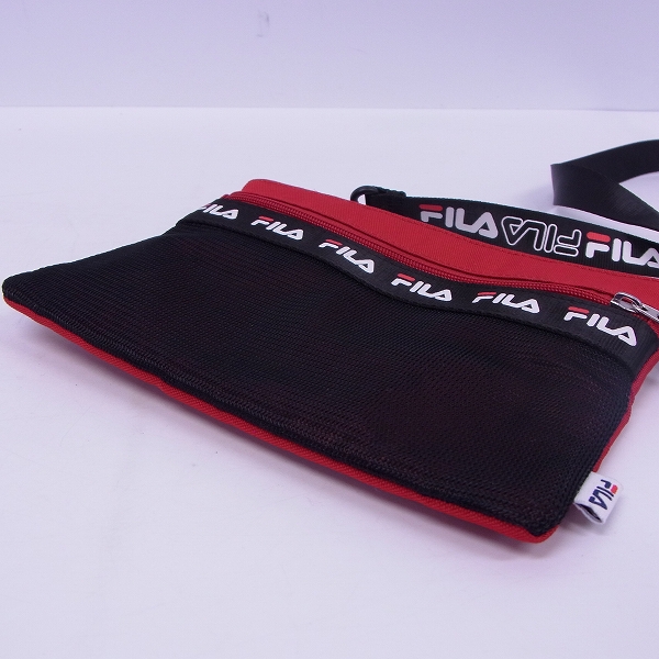 実際に弊社で買取させて頂いたFILA/フィラ ミニポーチ/ショルダーバッグ ブラック×レッドの画像 2枚目