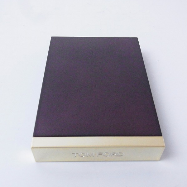 実際に弊社で買取させて頂いたTOM FORD/トムフォード アイカラー クォード 13 オーキッドヘイズ アイシャドウの画像 1枚目
