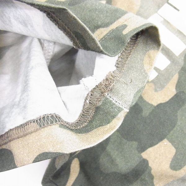 実際に弊社で買取させて頂いたBALMAIN/バルマン 17AW カモフラ ゴールドレタープリント カットソー W7H8601I042M/XSの画像 6枚目