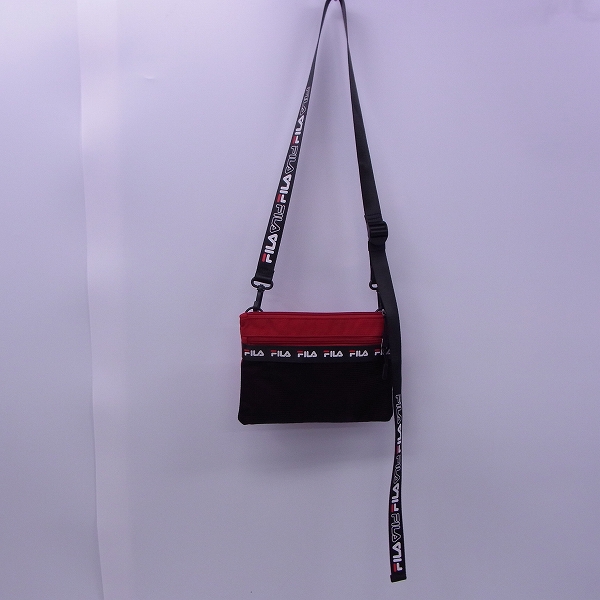 実際に弊社で買取させて頂いたFILA/フィラ ミニポーチ/ショルダーバッグ ブラック×レッド