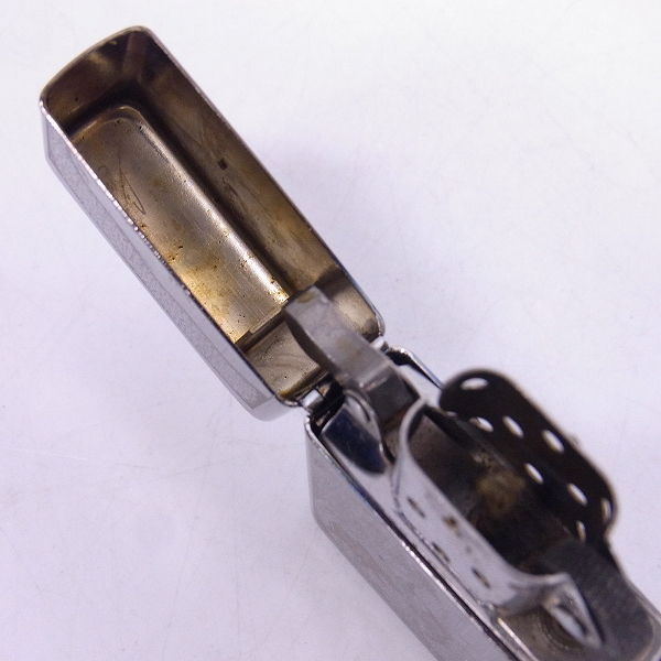 実際に弊社で買取させて頂いたZIPPO/ジッポー HUNTING WORLD/ハンティングワールド/02年製の画像 4枚目