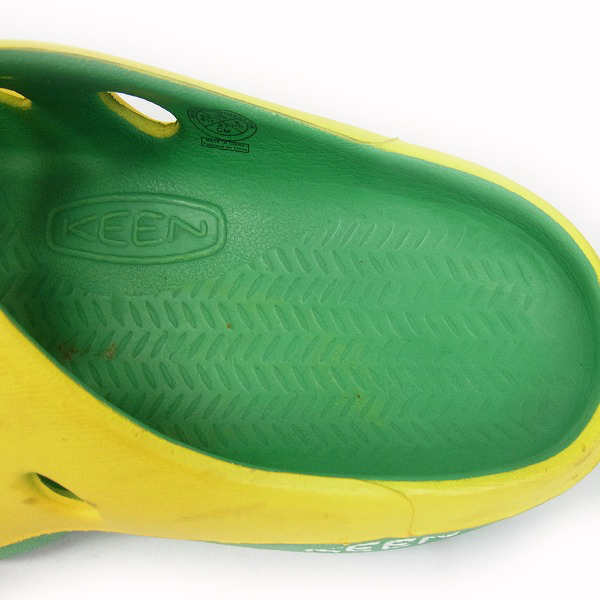 実際に弊社で買取させて頂いた KEEN/キーン YOGUI/ヨギ スリッポンサンダル/27の画像 4枚目