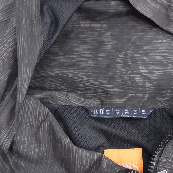 実際に弊社で買取させて頂いたHUGO BOSS/ヒューゴ ボス 総柄 ジップアップ パーカー/ジャケット/UK56の画像 5枚目