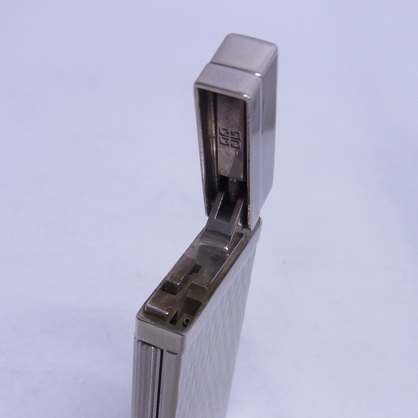 実際に弊社で買取させて頂いたGIVENCHY/ジバンシィ 1700 シルバー ローラー ガスライターの画像 4枚目