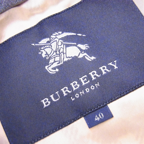 実際に弊社で買取させて頂いたBURBERRY LONDON/バーバリーロンドン トレンチコート ダブルジャケット ラメ/40の画像 2枚目