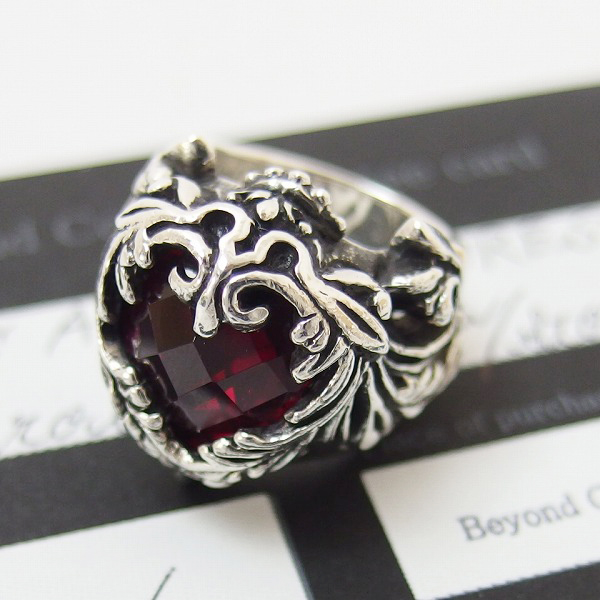 実際に弊社で買取させて頂いた【ギャラ付】Leathers and Treasures/レザーズアンドトレジャーズ Scroll heart ring w/Stone Red 9号