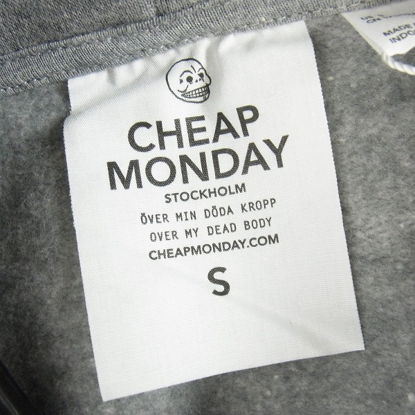実際に弊社で買取させて頂いた【未使用】CHEAP MONDAY/チープマンデー サイドロゴテープ プルオーバー パーカー/053936-T/Sの画像 2枚目