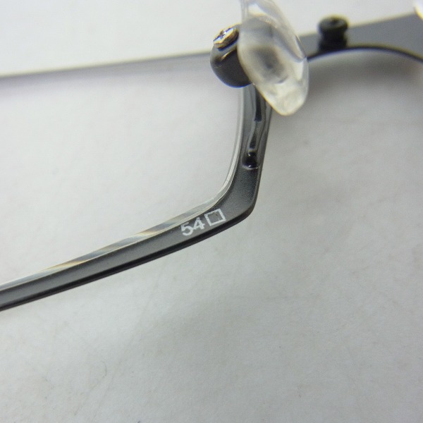 実際に弊社で買取させて頂いたLess than human/レスザン ヒューマン メガネフレームの画像 5枚目