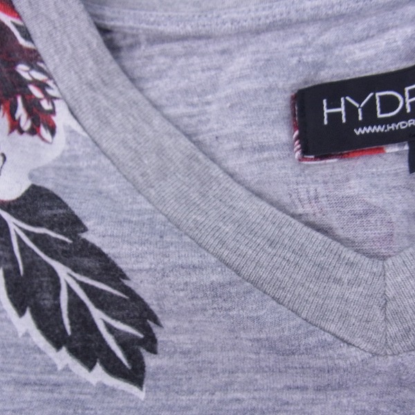 実際に弊社で買取させて頂いたHYDROGEN/ハイドロゲン フラワーデザインVネックシャツ 2枚セットの画像 6枚目