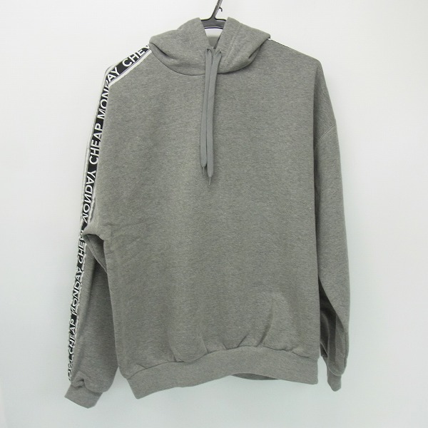 実際に弊社で買取させて頂いた【未使用】CHEAP MONDAY/チープマンデー サイドロゴテープ プルオーバー パーカー/053936-T/S